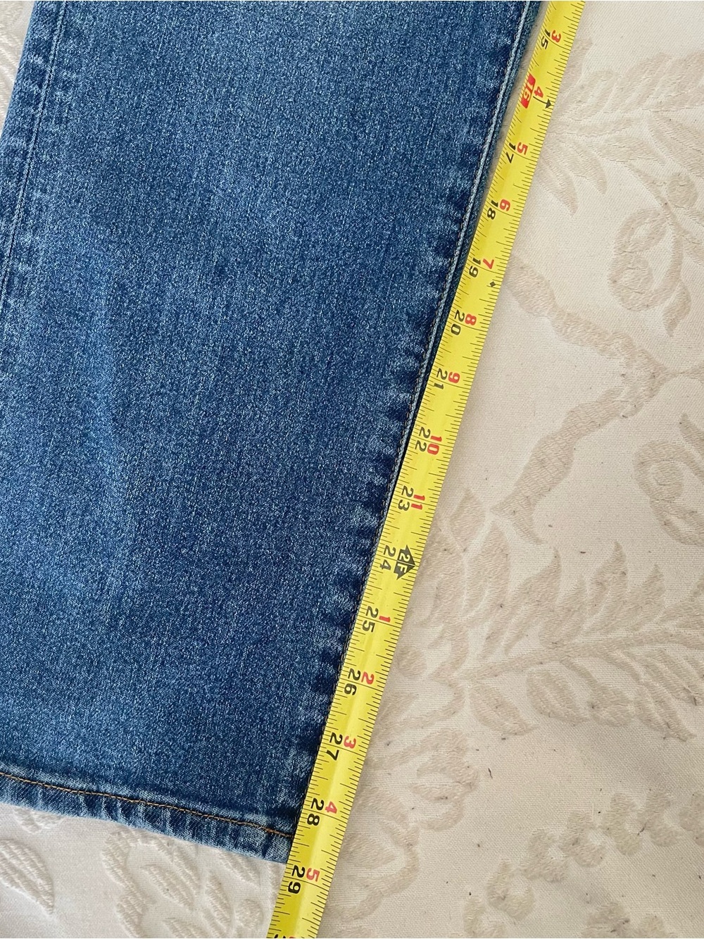 American Eagle Outfitters Women's Medium Blue Denim Jeans - New American Eagle - Picture 8 of 9